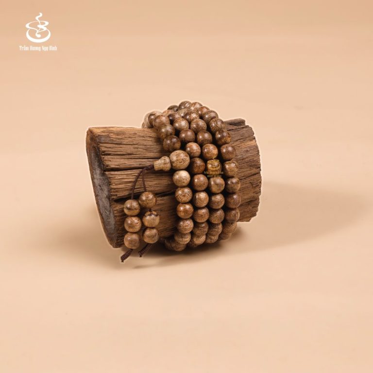 vong-tram-huong-banh-cam-do-108-hat-01 (1)